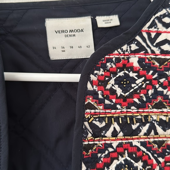 Vero Moda - Light Patterned Jacket - Size 36 - Picture 2 of 5